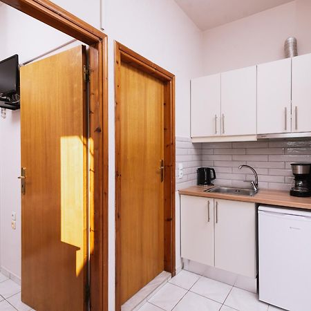 Filia Apartments Піцідія Екстер'єр фото